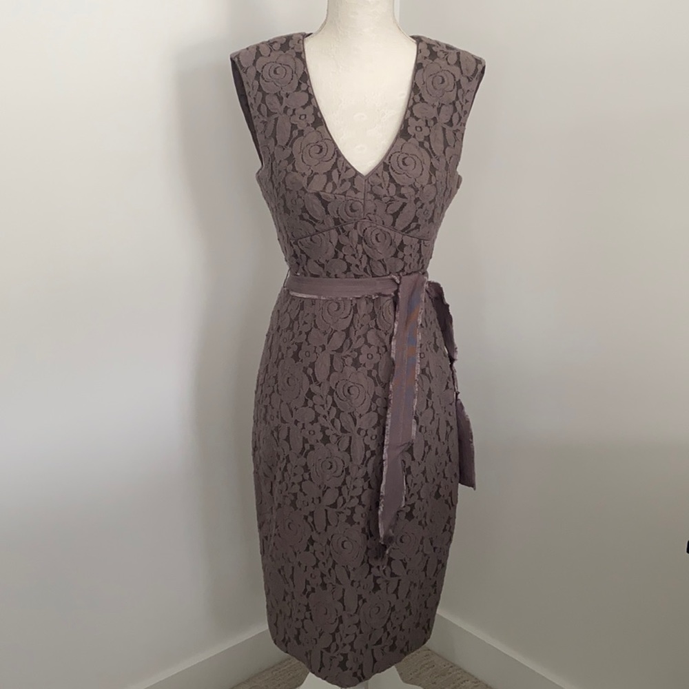 Sandra Angelozzi Lilac lace midi dress